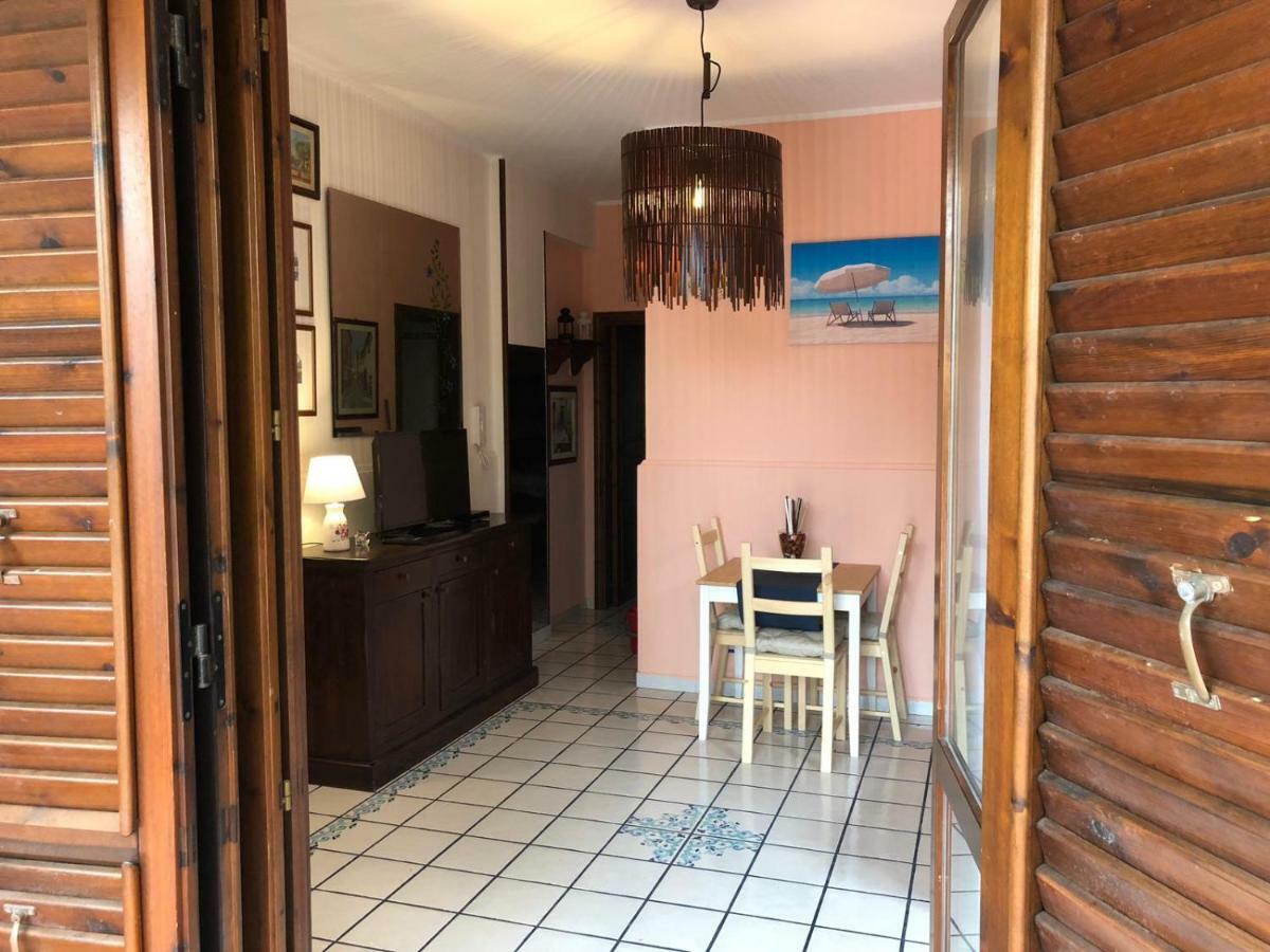 Chloe'S Apartment Acireale Dış mekan fotoğraf