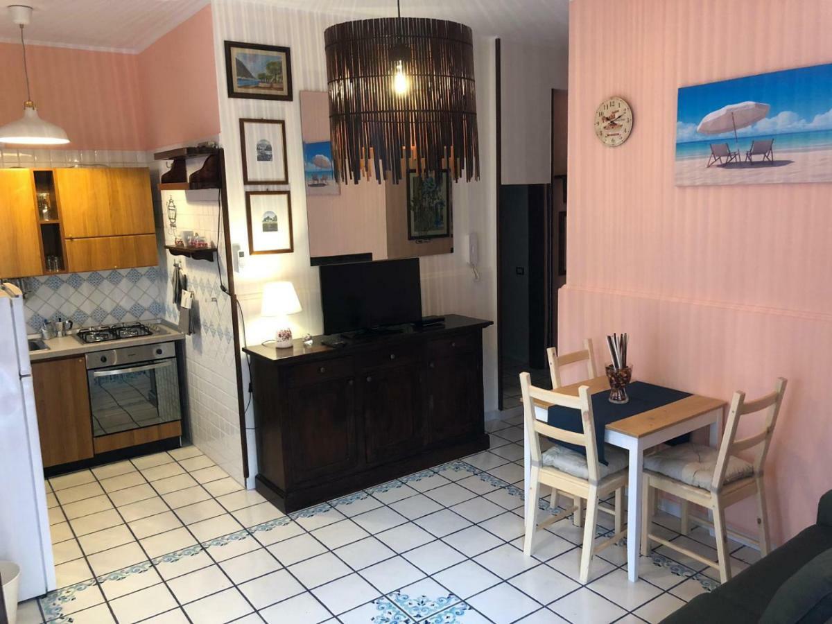 Chloe'S Apartment Acireale Dış mekan fotoğraf